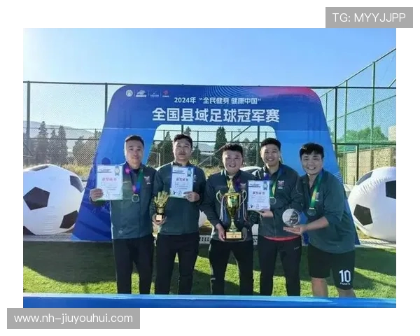 泰州足球队迎来实力新人助力新赛季全力冲击更高联赛目标新篇章势